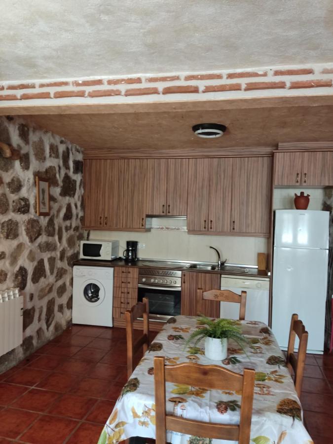 Casa Rural El Pajar Navaluenga Bagian luar foto