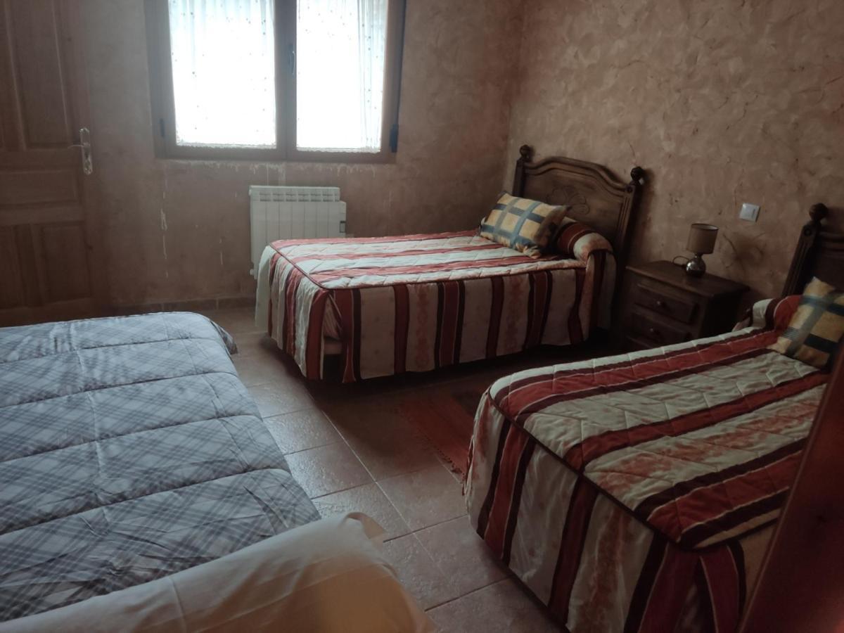 Casa Rural El Pajar Navaluenga Bagian luar foto