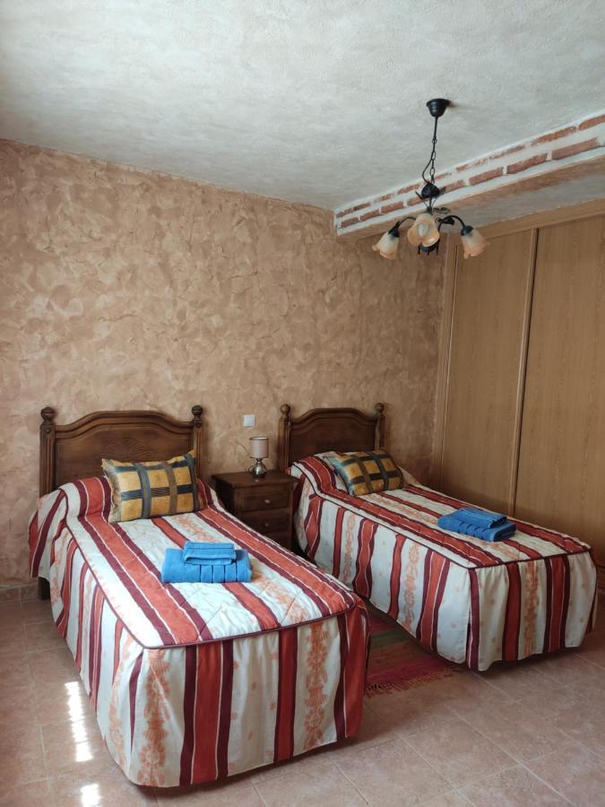 Casa Rural El Pajar Navaluenga Bagian luar foto