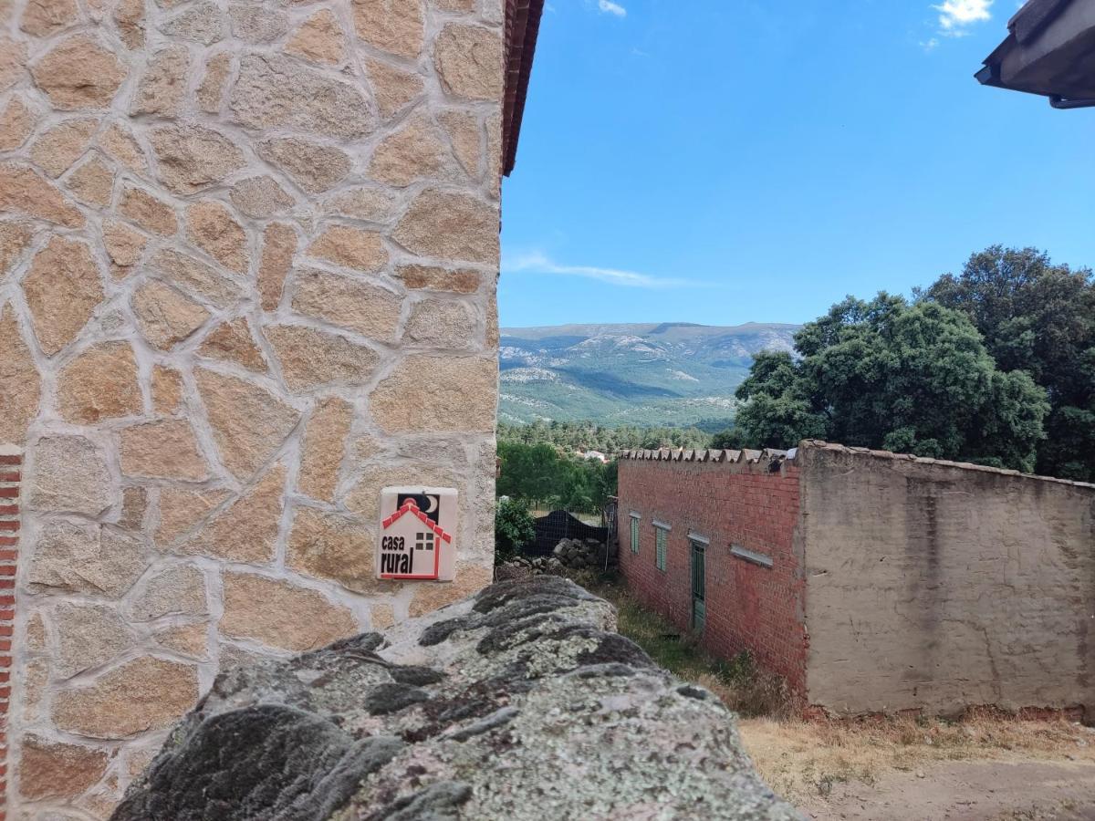 Casa Rural El Pajar Navaluenga Bagian luar foto